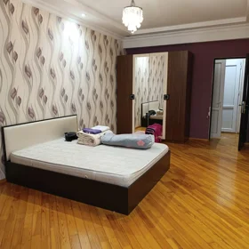 In Baku 85.0 m² apartment is for rent - Image 2