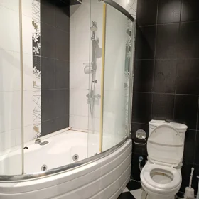 In Baku 85.0 m² apartment is for rent - Image 9