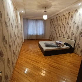 In Baku 85.0 m² apartment is for rent - Image 10