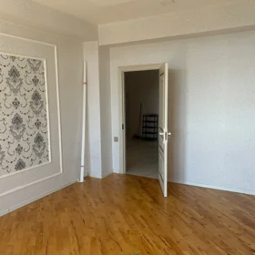 In Baku 75.0 m² apartment is for rent - Image 7