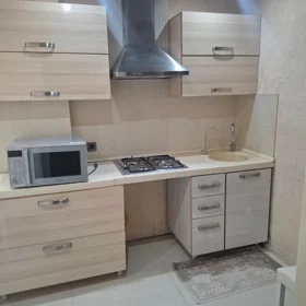 In Baku 125.0 m² apartment is for rent - Image 4