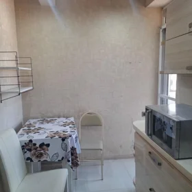 In Baku 125.0 m² apartment is for rent - Image 5