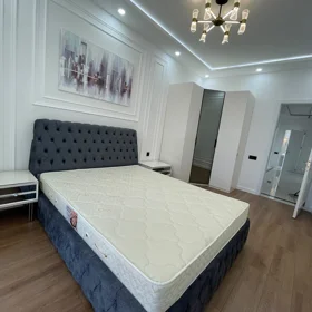 In Baku 140.0 m² apartment is for rent - Image 6