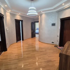 In Baku nan m² apartment is for rent - Image 2