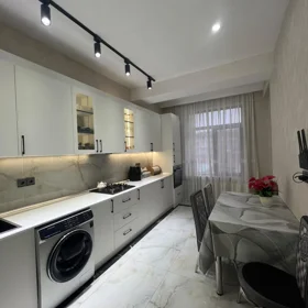 In Baku 85.0 m² apartment is for sale - Image 2