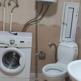In Baku 60.0 m² apartment is for sale - Image 2