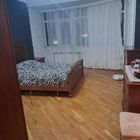 In Baku 120.0 m² apartment is for sale - Image 6