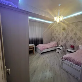 In Baku 148.0 m² apartment is for rent - Image 7