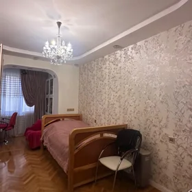 In Binəqədi rayonu 125.0 m² apartment is for sale - Image 8