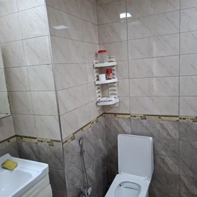 In Binəqədi rayonu 112.0 m² apartment is for rent - Image 2