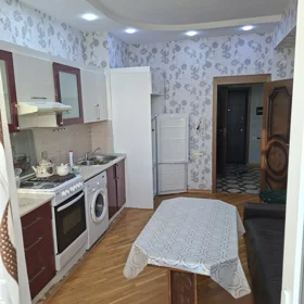 In Binəqədi rayonu 112.0 m² apartment is for rent - Image 3