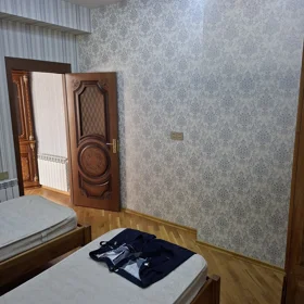 In Binəqədi rayonu 112.0 m² apartment is for rent - Image 10