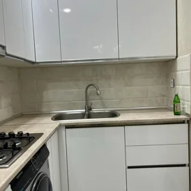 In Baku 68.0 m² apartment is for rent - Image 9