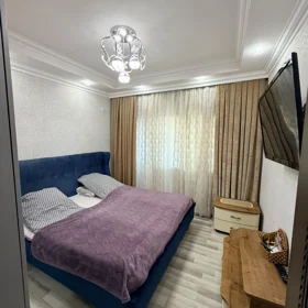 In Baku 90.0 m² apartment is for sale - Image 8