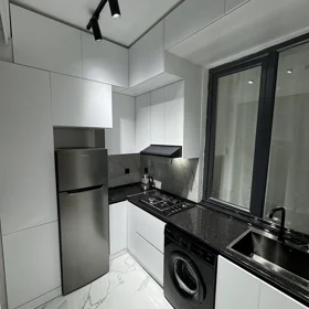 In Baku 70.0 m² apartment is for rent - Image 6