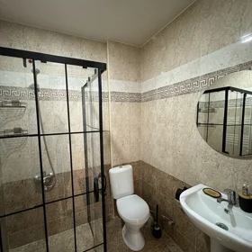 In Baku 70.0 m² apartment is for rent - Image 10