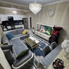In Baku 70.0 m² apartment is for sale - Image 3