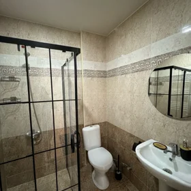 In Baku 70.0 m² apartment is for rent - Image 9