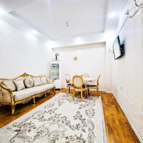 In Baku 80.0 m² apartment is for rent - Image 3