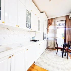 In Baku 80.0 m² apartment is for rent - Image 6