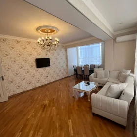 In Baku 110.0 m² apartment is for rent - Image 5