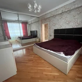In Baku 110.0 m² apartment is for rent - Image 8