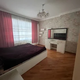 In Baku 110.0 m² apartment is for rent - Image 9