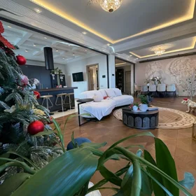 In Səbail rayonu 321.0 m² apartment is for sale - Image 2