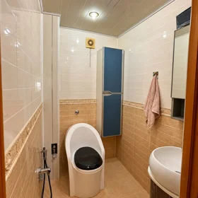 In Baku 120.0 m² apartment is for sale - Image 7