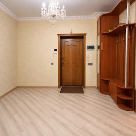 In Baku 110.0 m² apartment is for rent - Image 9