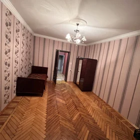 In Baku 62.0 m² apartment is for rent - Image 2