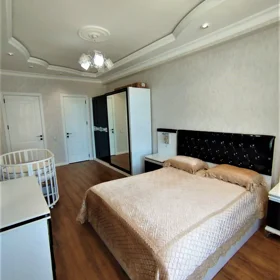 In Baku 88.0 m² apartment is for rent - Image 5