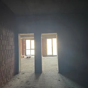 In Baku nan m² apartment is for sale - Image 6