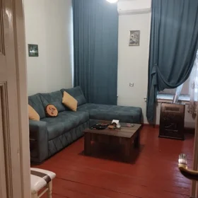 In Baku 65.0 m² apartment is for sale - Image 3