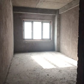 In Baku 193.0 m² apartment is for sale - Image 5