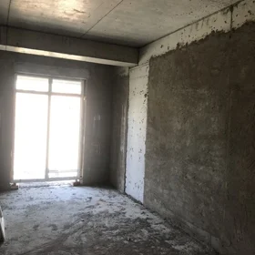 In Baku 193.0 m² apartment is for sale - Image 6