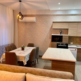 In Baku 90.0 m² apartment is for rent - Image 5