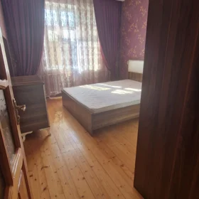In Baku 80.0 m² apartment is for sale - Image 2