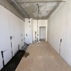 In Baku nan m² apartment is for sale - Image 8