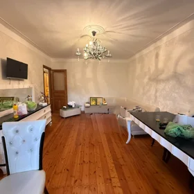 In Baku 80.0 m² apartment is for rent - Image 2