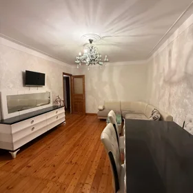 In Baku 80.0 m² apartment is for rent - Image 3