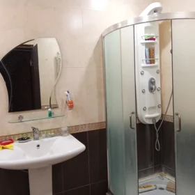In Baku 100.0 m² apartment is for rent - Image 7