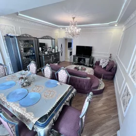 In Baku 155.0 m² apartment is for sale - Image 8