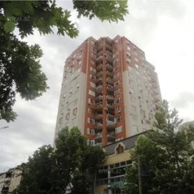 In Baku 71.0 m² apartment is for sale - Image 3