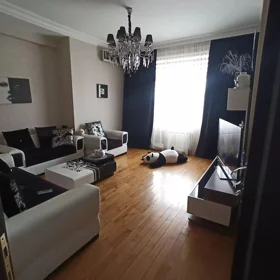 In Baku 71.0 m² apartment is for sale - Image 5