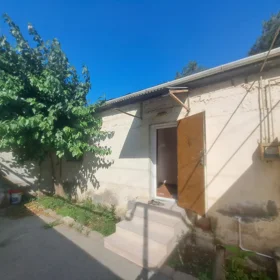 In Baku 55.0 m² house with 3.0 rooms is for rent - Image 3