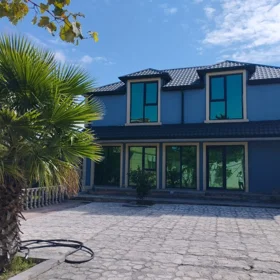 In nan 130.0 m² house with 3.0 rooms is for sale - Image 3