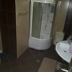 In Baku 286.0 m² apartment is for sale - Image 2
