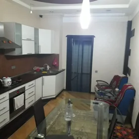 In Baku 286.0 m² apartment is for sale - Image 9