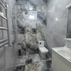In nan 100.0 m² house with 4.0 rooms is for sale - Image 2